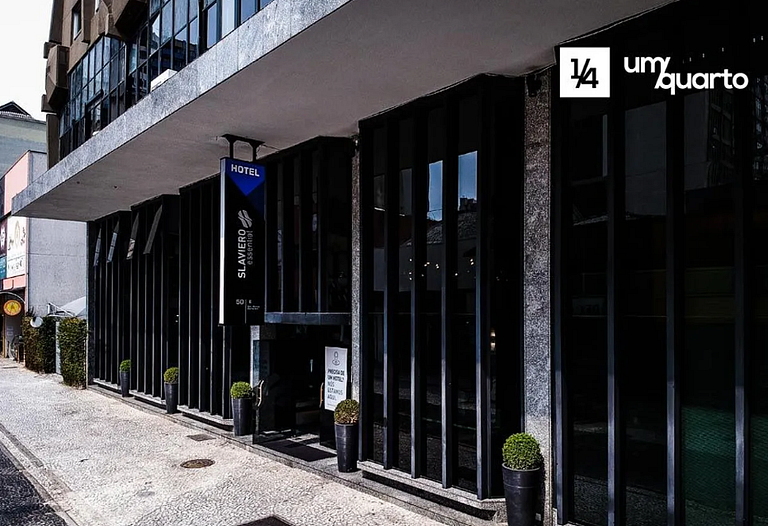 Apto. hotel Slaviero Curitiba Centro