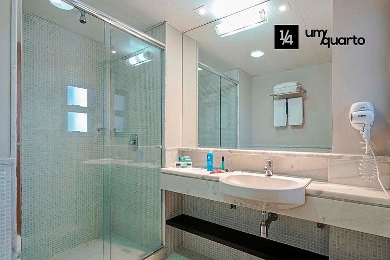 Loft Batel by ¼ UmQuarto.