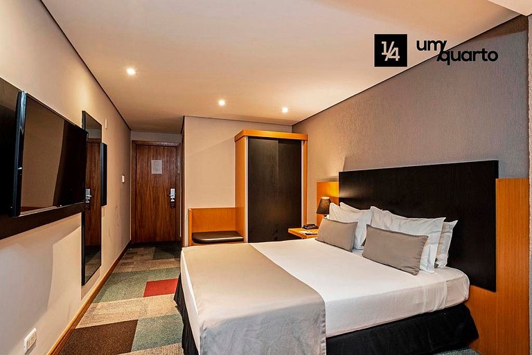 Loft Batel by ¼ UmQuarto.