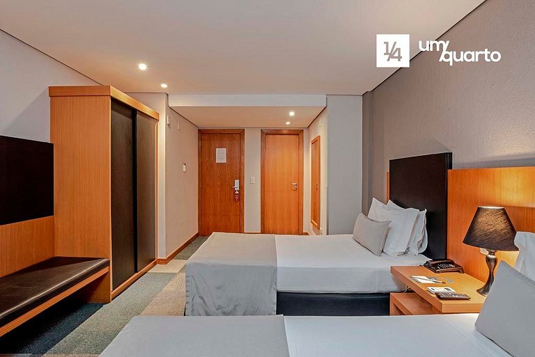 Loft Batel by ¼ UmQuarto.