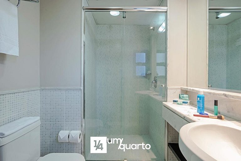 Loft Batel by ¼ UmQuarto.