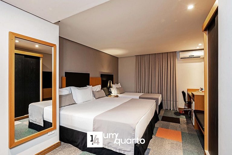 Loft Batel by ¼ UmQuarto.