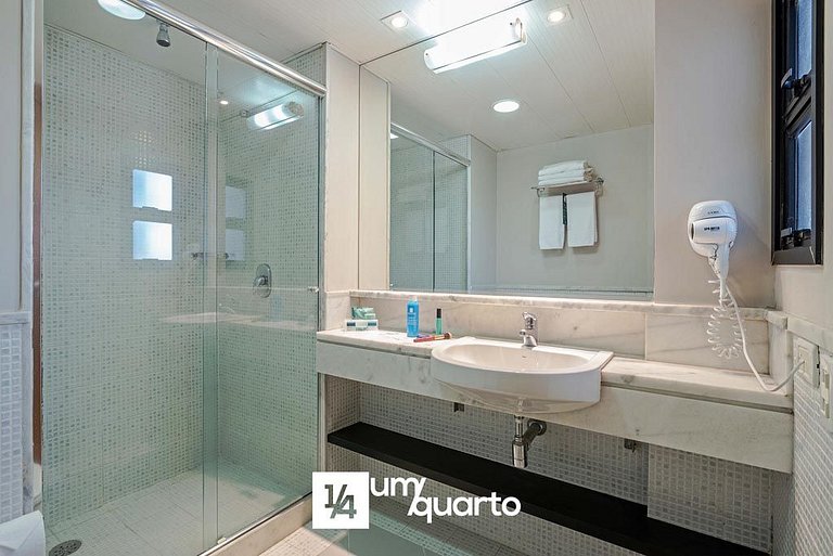 Loft Batel by ¼ UmQuarto.