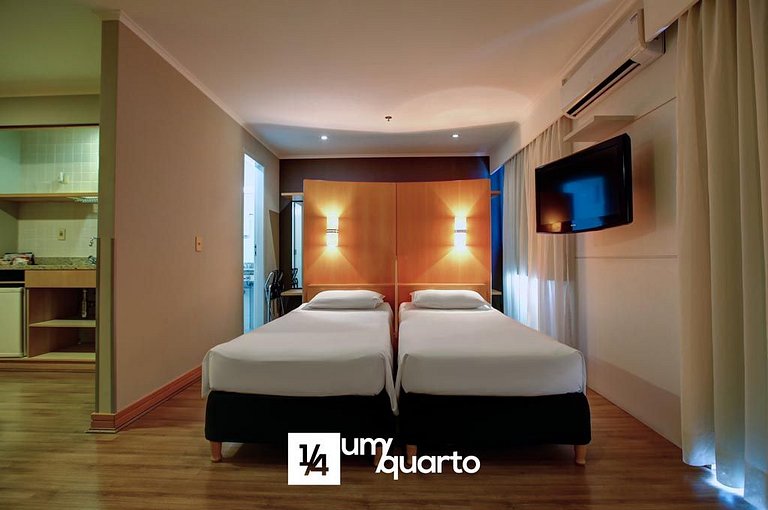 Loft Ibirapuera by ¼ UmQuarto.