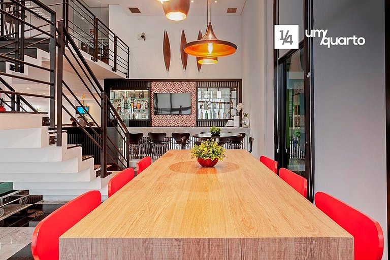 Loft Próx. Shopping Curitiba by ¼ UmQuarto.