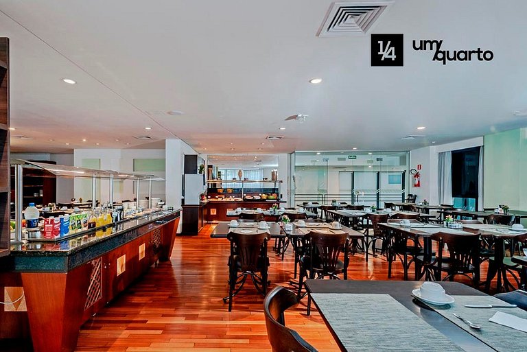 Loft Próx. Shopping Curitiba by ¼ UmQuarto.