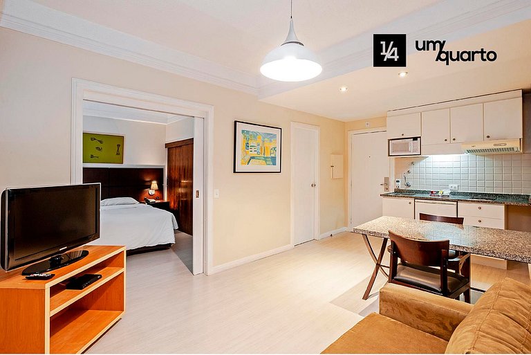 Loft Próx. Shopping Curitiba by ¼ UmQuarto.