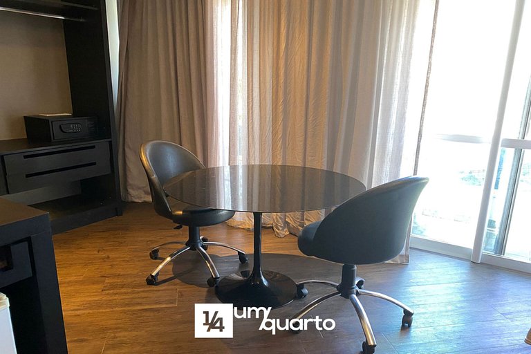 Loft Hercílio Luz by ¼ UmQuarto.