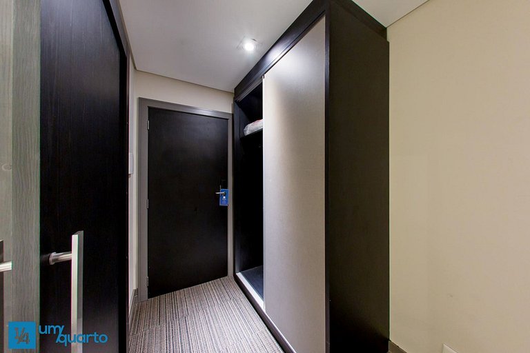 Loft com Cozinha by ¼ UmQuarto 4-PR.