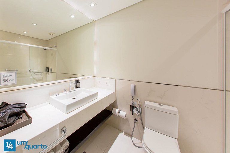 Loft com Cozinha by ¼ UmQuarto 6-PR.