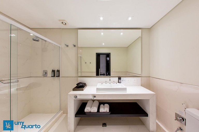 Suite Twin by ¼ UmQuarto 11-PR.