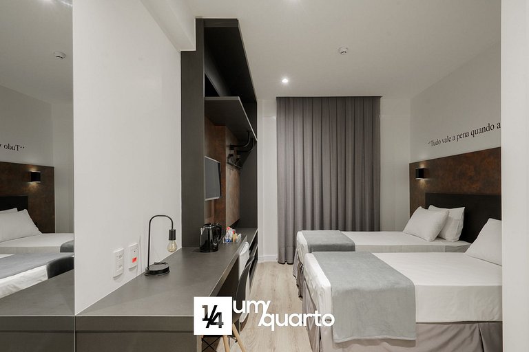 Loft prox. Arena Condá by ¼ UmQuarto