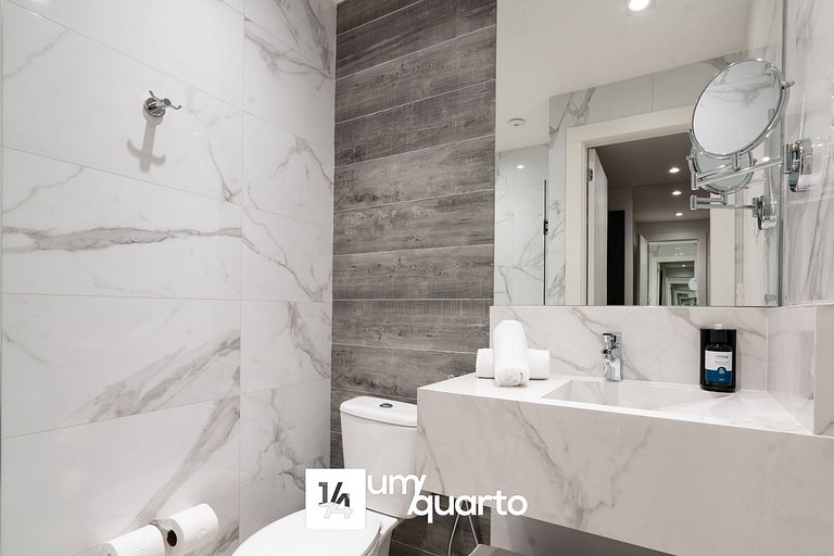 Loft prox. Arena Condá by ¼ UmQuarto