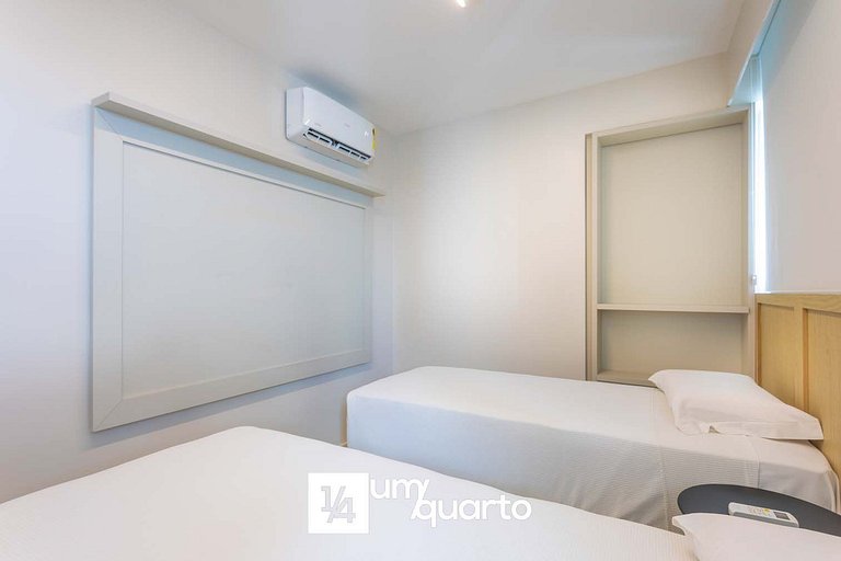 Flat Heron Marinho by ¼ UmQuarto.