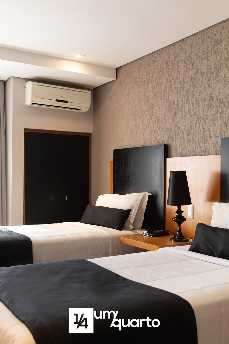 Loft Batel by ¼ UmQuarto.