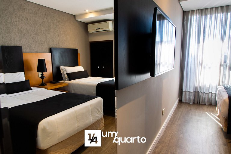 Loft Batel by ¼ UmQuarto.