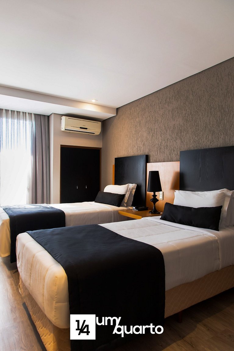 Loft Batel by ¼ UmQuarto.