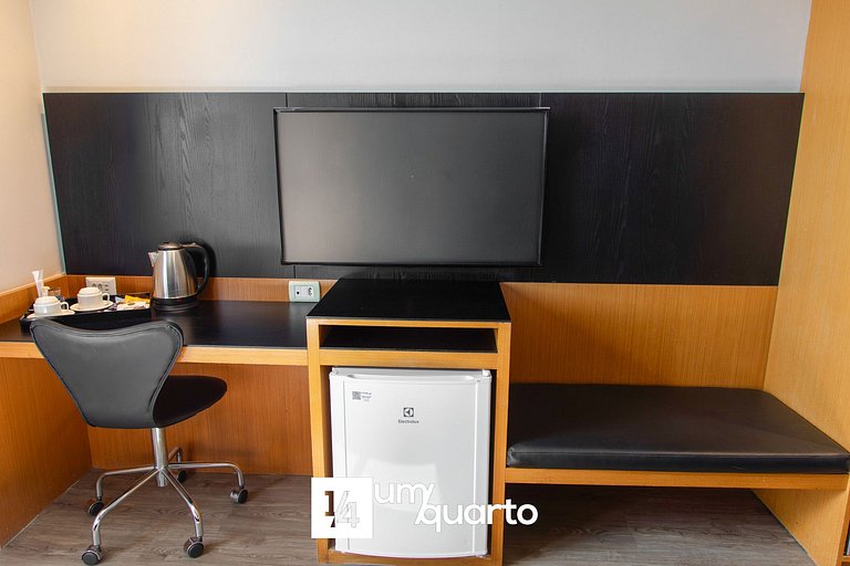 Loft Batel by ¼ UmQuarto.