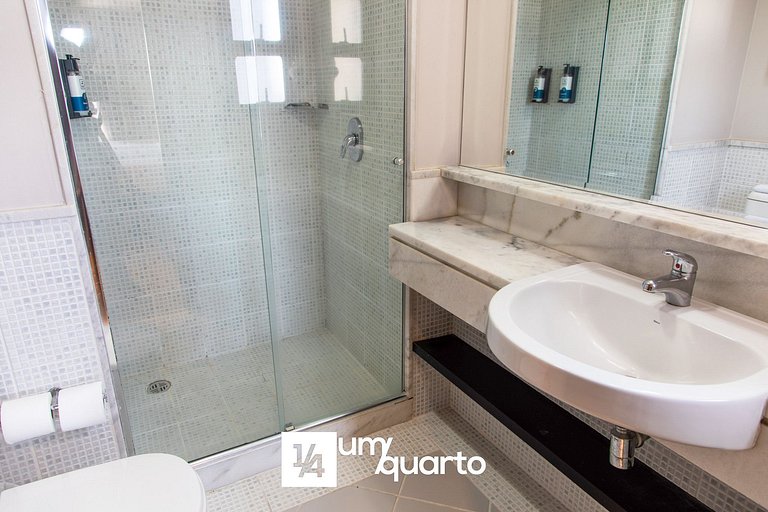 Loft Batel by ¼ UmQuarto.