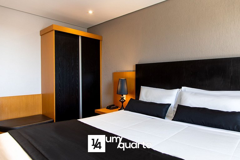 Loft Batel by ¼ UmQuarto.