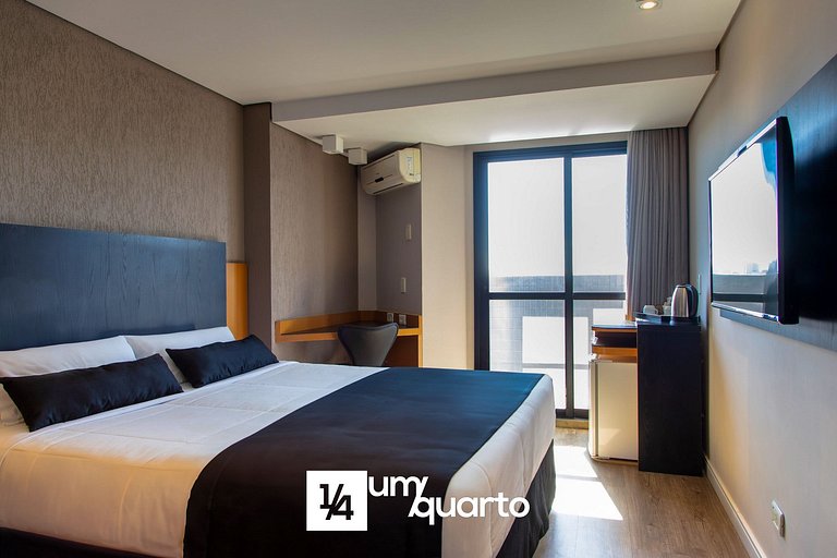 Loft Batel by ¼ UmQuarto.