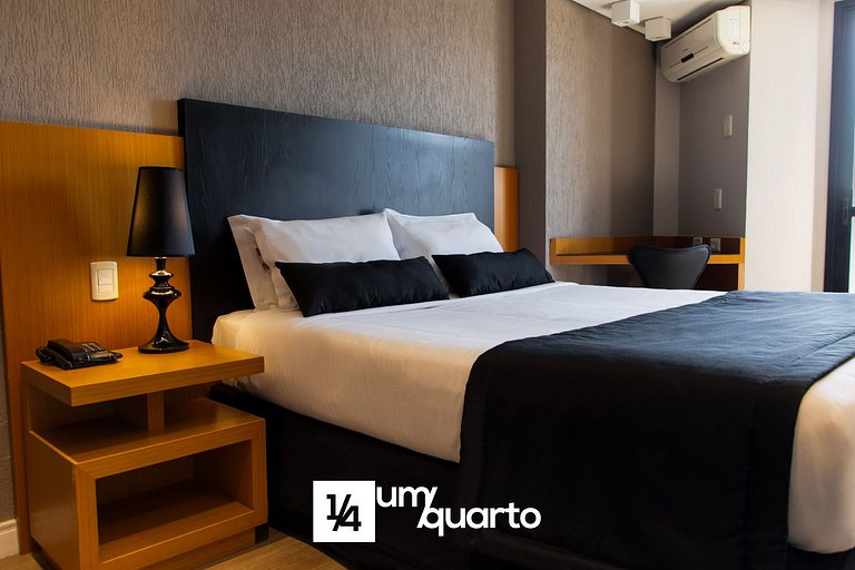 Loft Batel by ¼ UmQuarto.