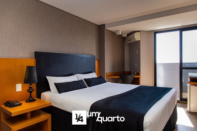 Loft Batel by ¼ UmQuarto.