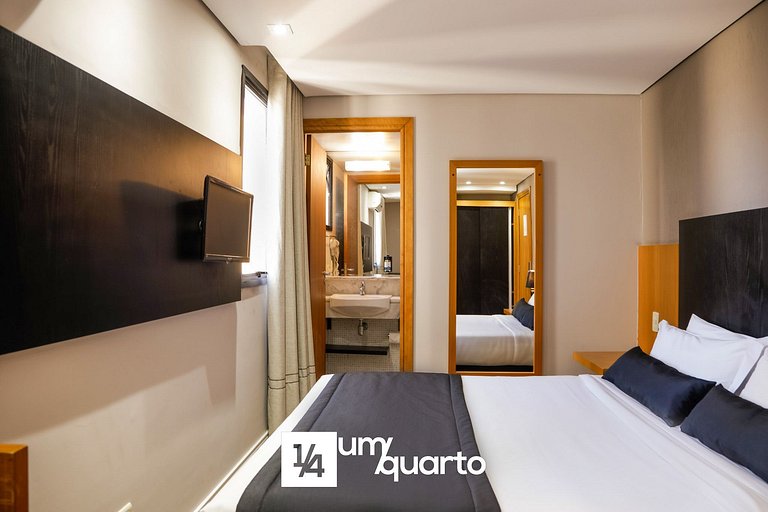 Loft Batel by ¼ UmQuarto.