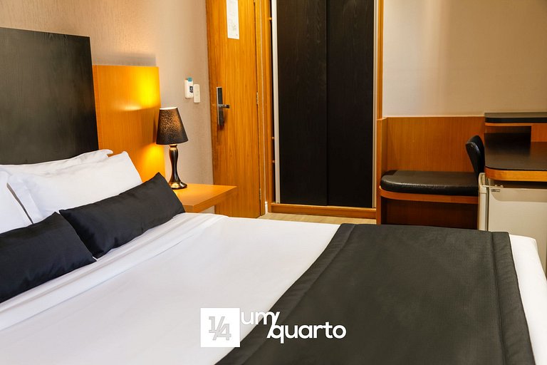 Loft Batel by ¼ UmQuarto.