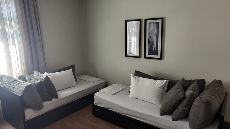 Loft Casal by ¼ UmQuarto 1- PR.