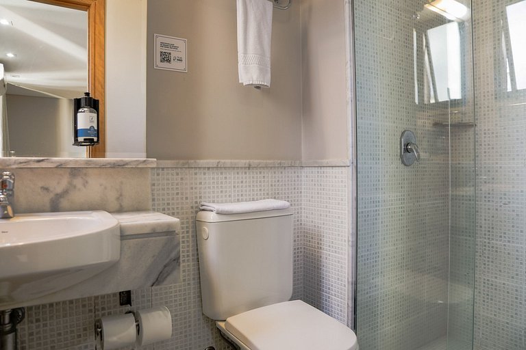 Loft Batel by ¼ UmQuarto.