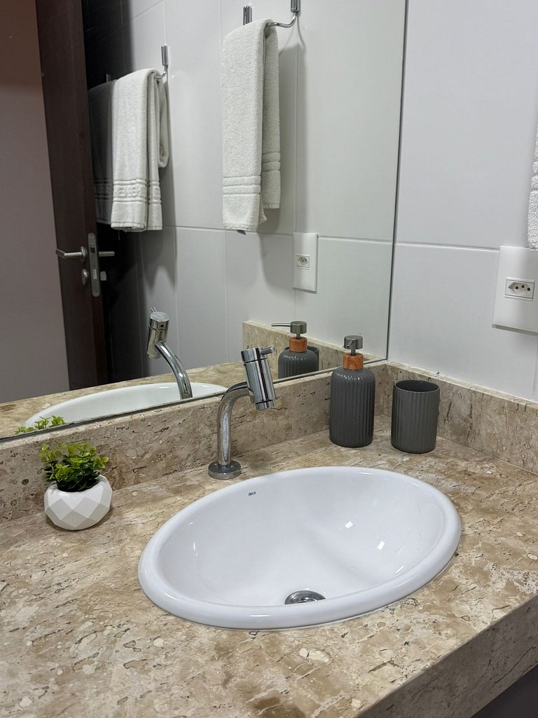 Flat Heron Marinho by ¼ UmQuarto.