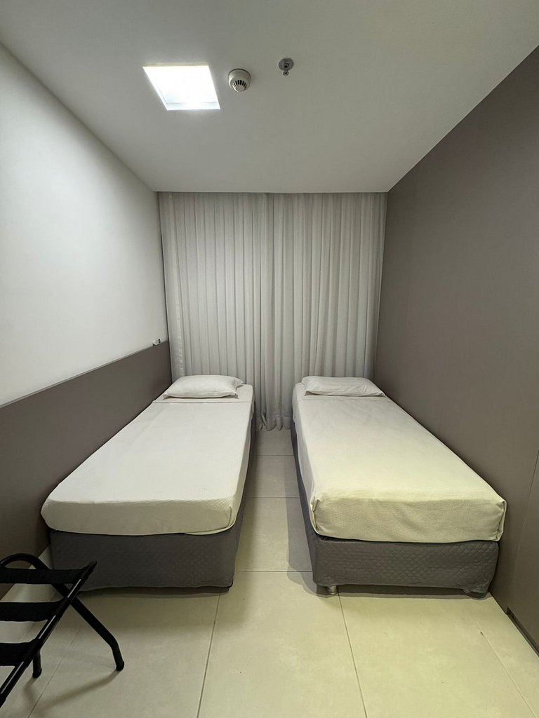 Flat Heron Marinho by ¼ UmQuarto.