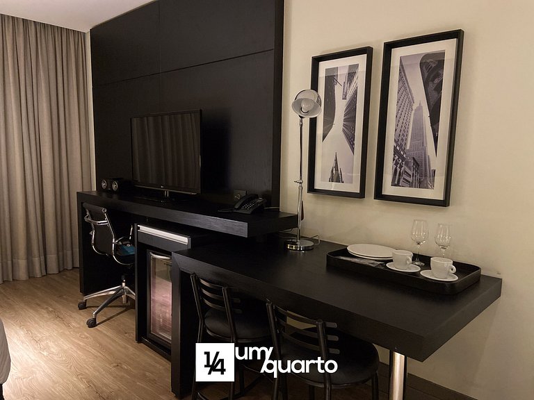 Loft com Cozinha by ¼ UmQuarto 7-PR.