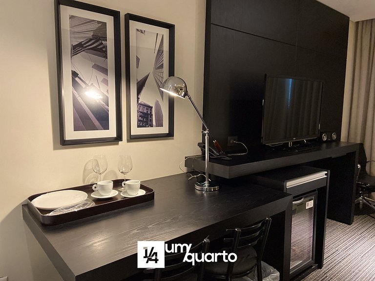 Loft com Cozinha by ¼ UmQuarto 9-PR.