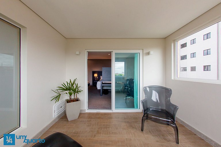 Manhattan by ¼ UmQuarto 10-PR.