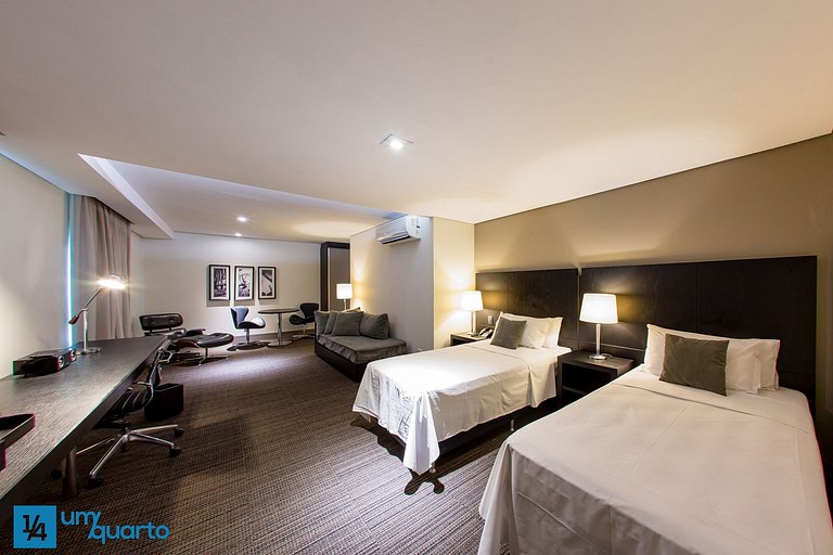 Suite by ¼ UmQuarto 11-PR.