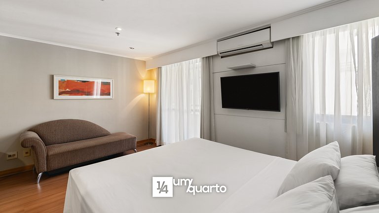 Loft Ibirapuera by ¼ UmQuarto.
