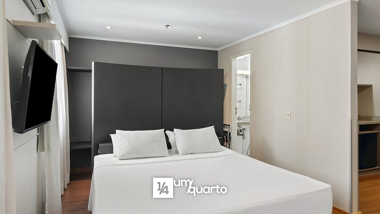 Loft Ibirapuera by ¼ UmQuarto.