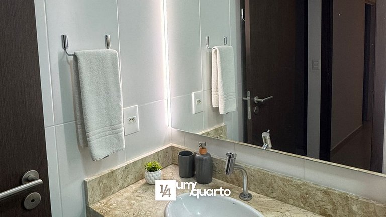 Flat Heron Marinho by ¼ UmQuarto.