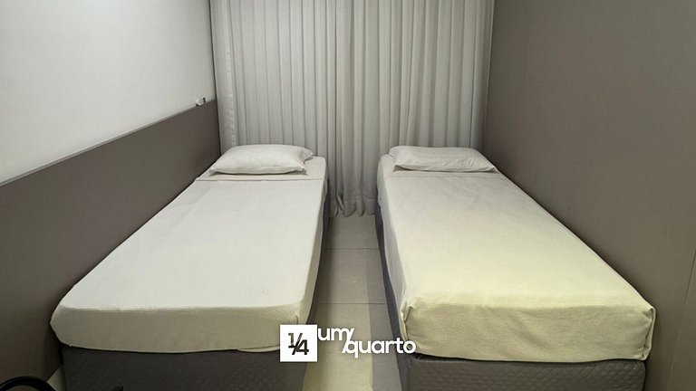 Flat Heron Marinho by ¼ UmQuarto.