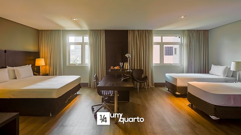 Loft Família by ¼ UmQuarto 2-PR.