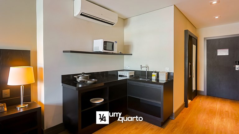 Loft com Cozinha by ¼ UmQuarto 5-PR.