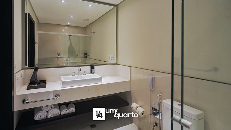 Loft com Cozinha by ¼ UmQuarto 6-PR.
