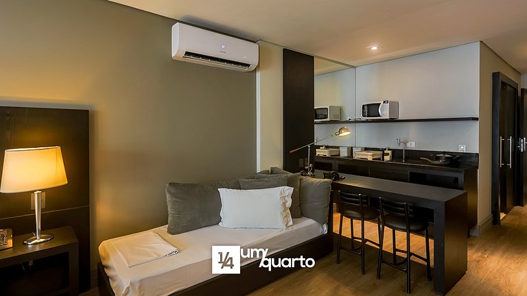 Loft com Cozinha by ¼ UmQuarto 6-PR.
