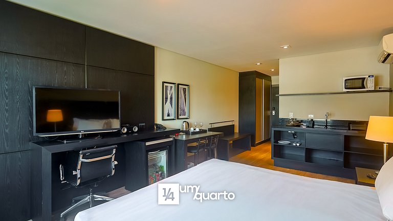 Loft com Cozinha by ¼ UmQuarto 7-PR.