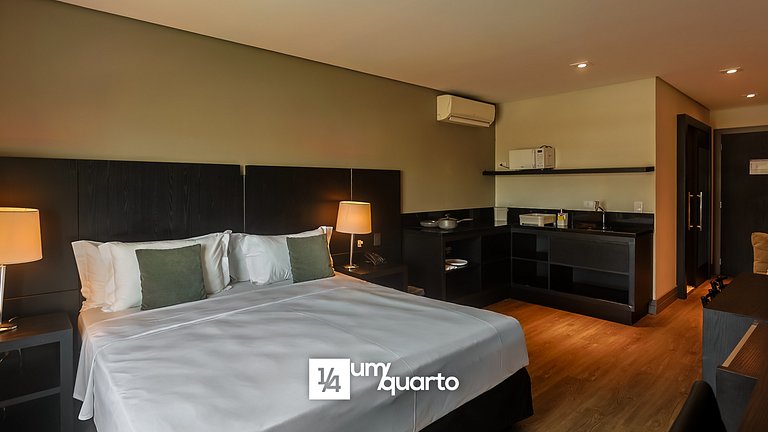 Loft com Cozinha by ¼ UmQuarto 9-PR.