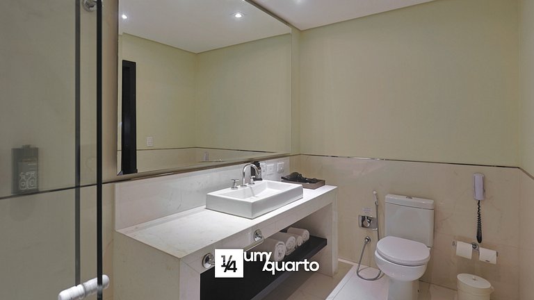 Suite by ¼ UmQuarto 11-PR.