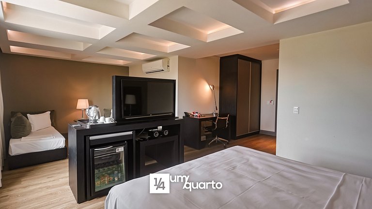 Loft Família by ¼ UmQuarto 12-PR.