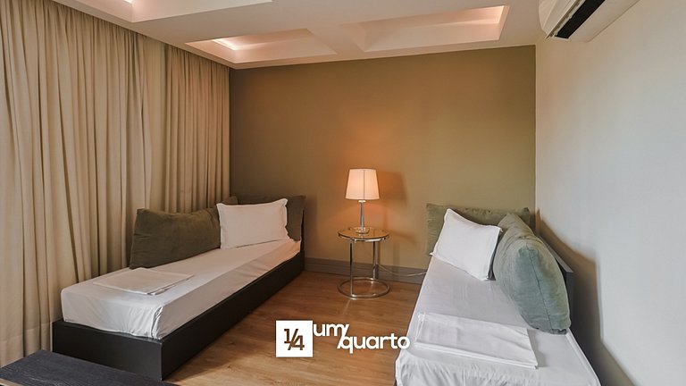 Loft Família by ¼ UmQuarto 12-PR.